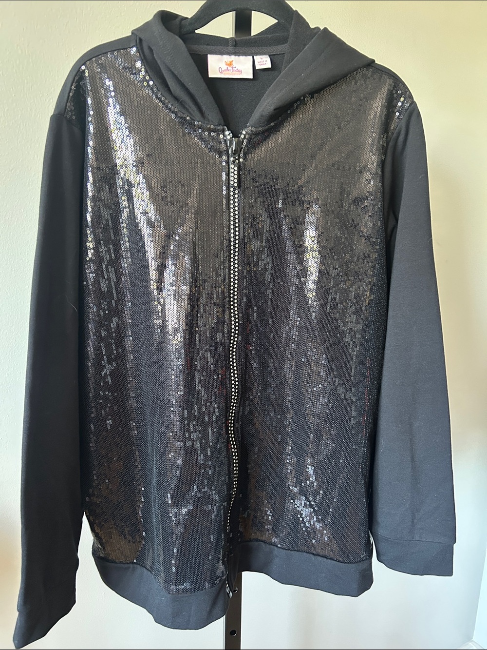 Quacker Factory Black Sequin Zip Hoodie, NWOT, size Large